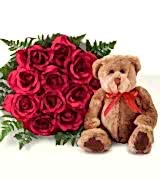 Ankara �i�ek yolla firma �r�n�m�z 11 adet g�l ve pelu� oyuncak