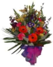 Ankara �i�ek g�nder firmas� �ahane �r�n�m�z anneye sevgiliye Kar���k k�r �i�ekleri buketi