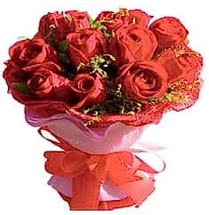 Sevgilime Hediye 9 adet kirmizi g�llerden kipkirmizi buket