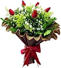 5 adet kirmizi g�l buketi demeti