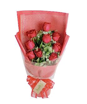 9 adet k�rm�z� g�lden g�rsel buket