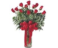 14 �ubat sevgililer g�n� firmam�zdan Cam i�inde 12 g�l �i�e�i Ankara �i�ek g�nder firmas� �ahane �r�n�m�z